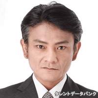 中村 利裕