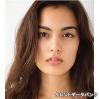 与田 エミリ