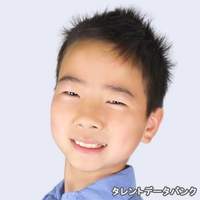増岡 奨太