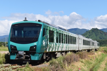 列車の旅をしてみたい都道府県ランキング！京都、青森を抑えて1位に選ばれたのは…