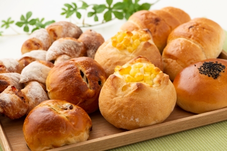 一度は食べてみたい！全国のご当地パンランキング！3位「サラダパン（滋賀）」、2位「丹沢あんぱん（神奈川）」、気になる1位は…