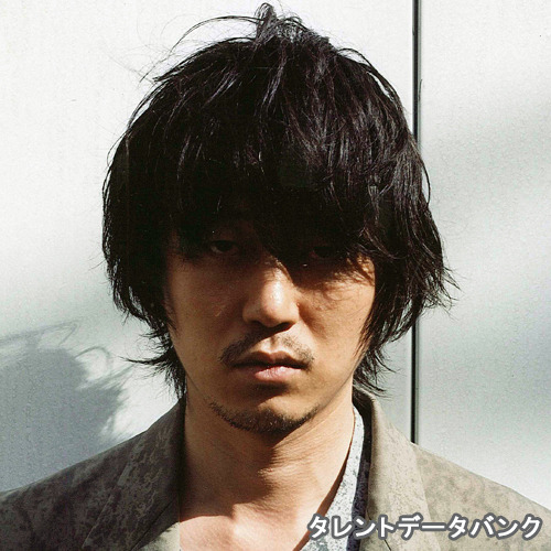 新井浩文